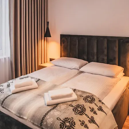Apartamenty W Centrum Gorski Krysztal Закопане Екстер'єр фото